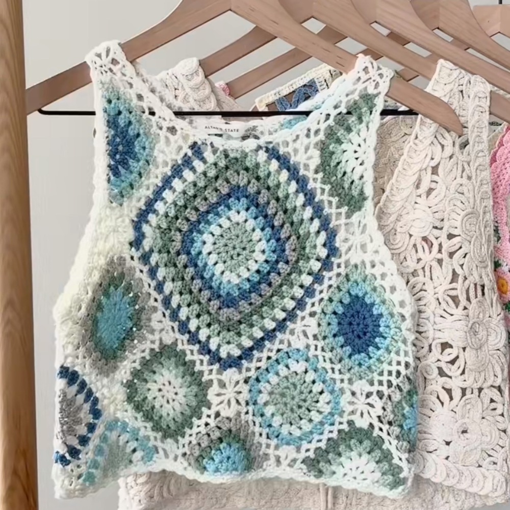 Altar’d state blue green white knit boho crochet crop tank - Picture 2 of 9